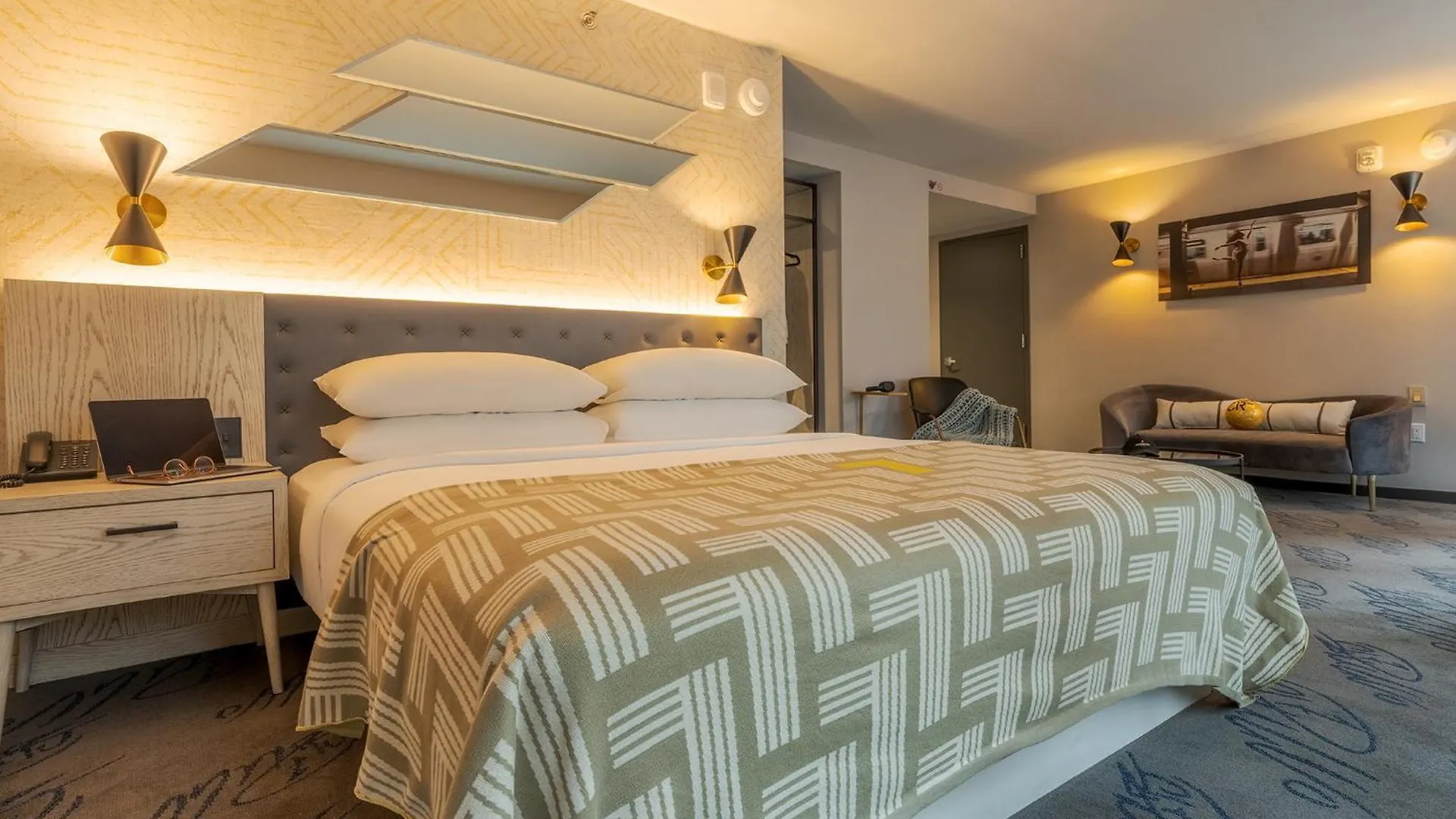 Pestana Cr7 Times Square Hotel New York